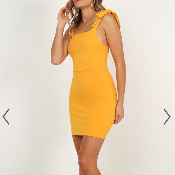 67. BLUE BLUSH Yellow Mini Dress - Picture 7 of 11